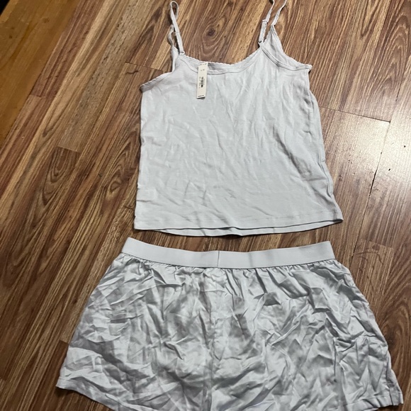 PINK Victoria's Secret White Pajama Set - Picture 2 of 10